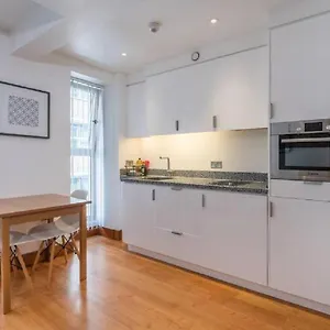  Apartment - Tower Hill - Centre By Prime Stays N-6