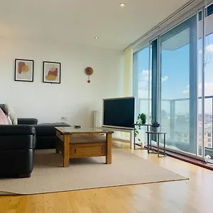 Apartment The Blackwall Tower